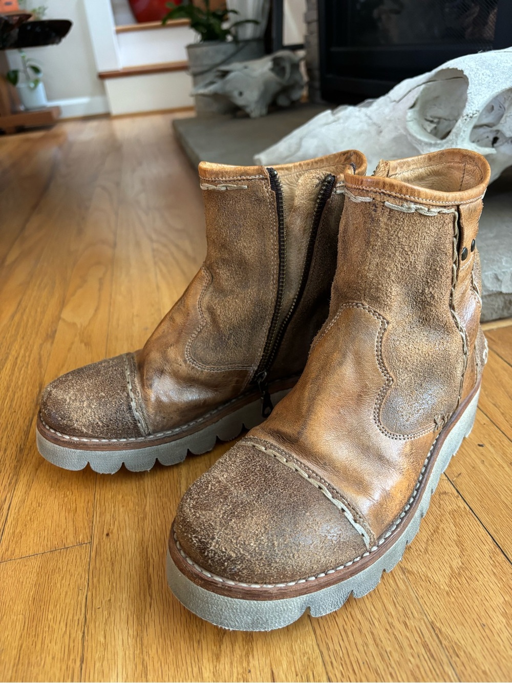 Bed/Stu: Brown Leather Zip-Up Ankle Boots